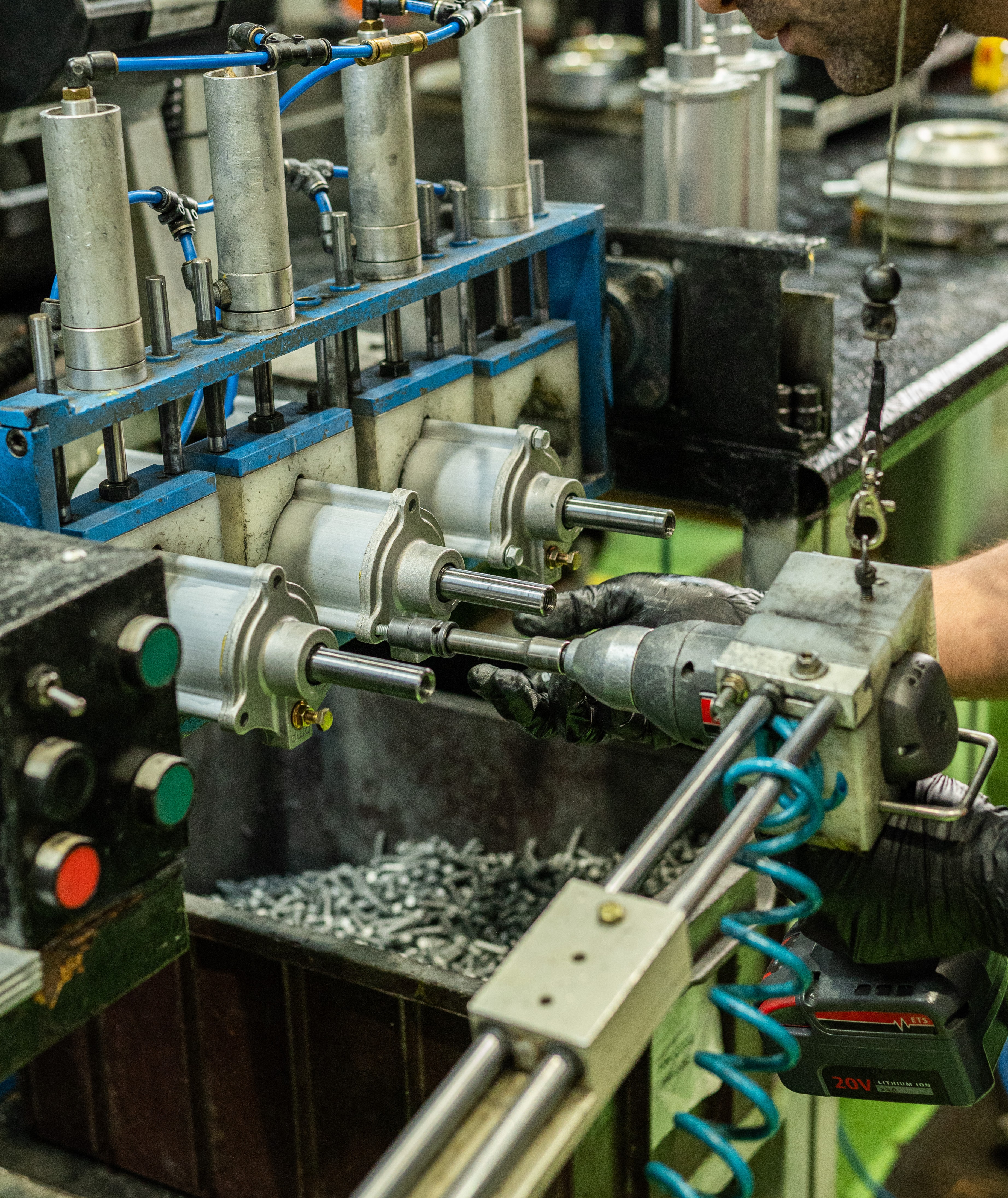 Usinagem CNC - Sistemas Pneumáticos